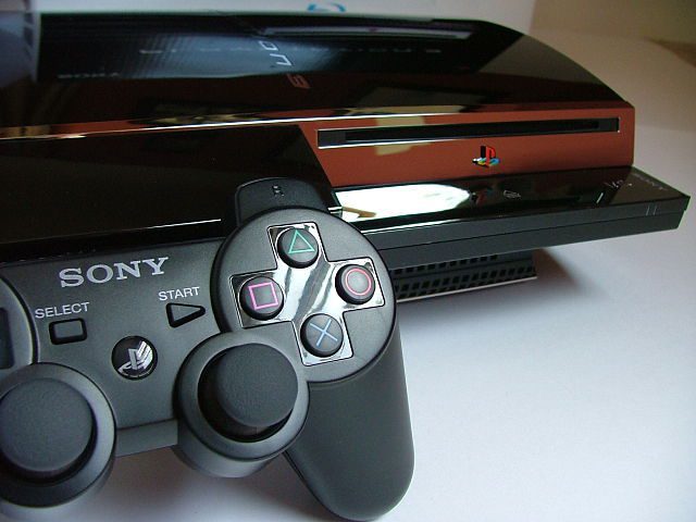 Playstation_3_und_controller