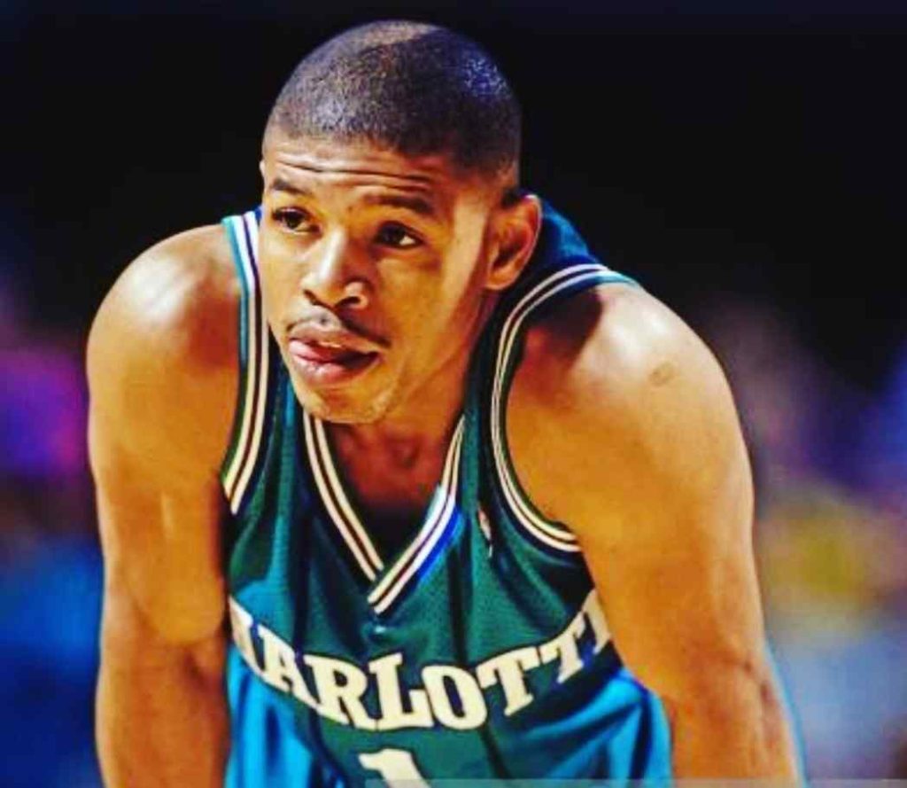 Muggsy Bogues Vermögen 2024 Einkommen, Gehälter, Karriere, Bio
