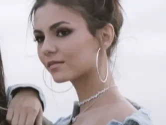 Victoria Justice: Schauspielerin, Sängerin und Songwriterin mit einem Vermögen von 12-15 Millionen Dollar