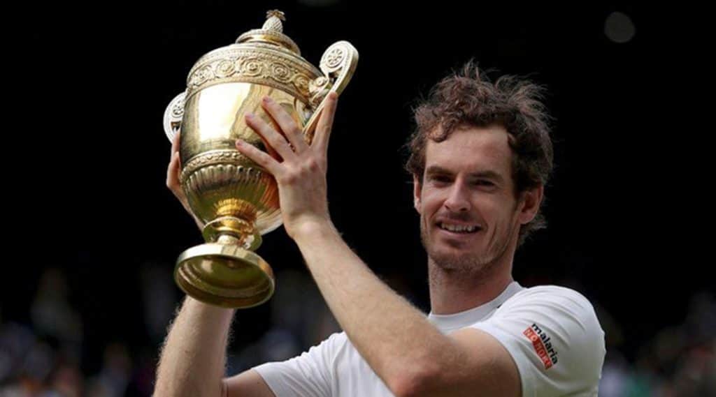 Andy Murray mit seiner wertvollen Auszeichnung