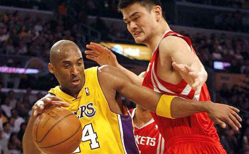 Yao Ming und Kobe Brant (Quelle: Los Angeles Times)