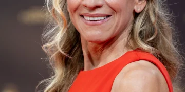 Tamina Kallert bei der Verleihung des Deutschen Fernsehpreises 2023