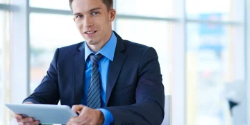 Wie Viel Verdient Man Als Bankkaufmann? 2026