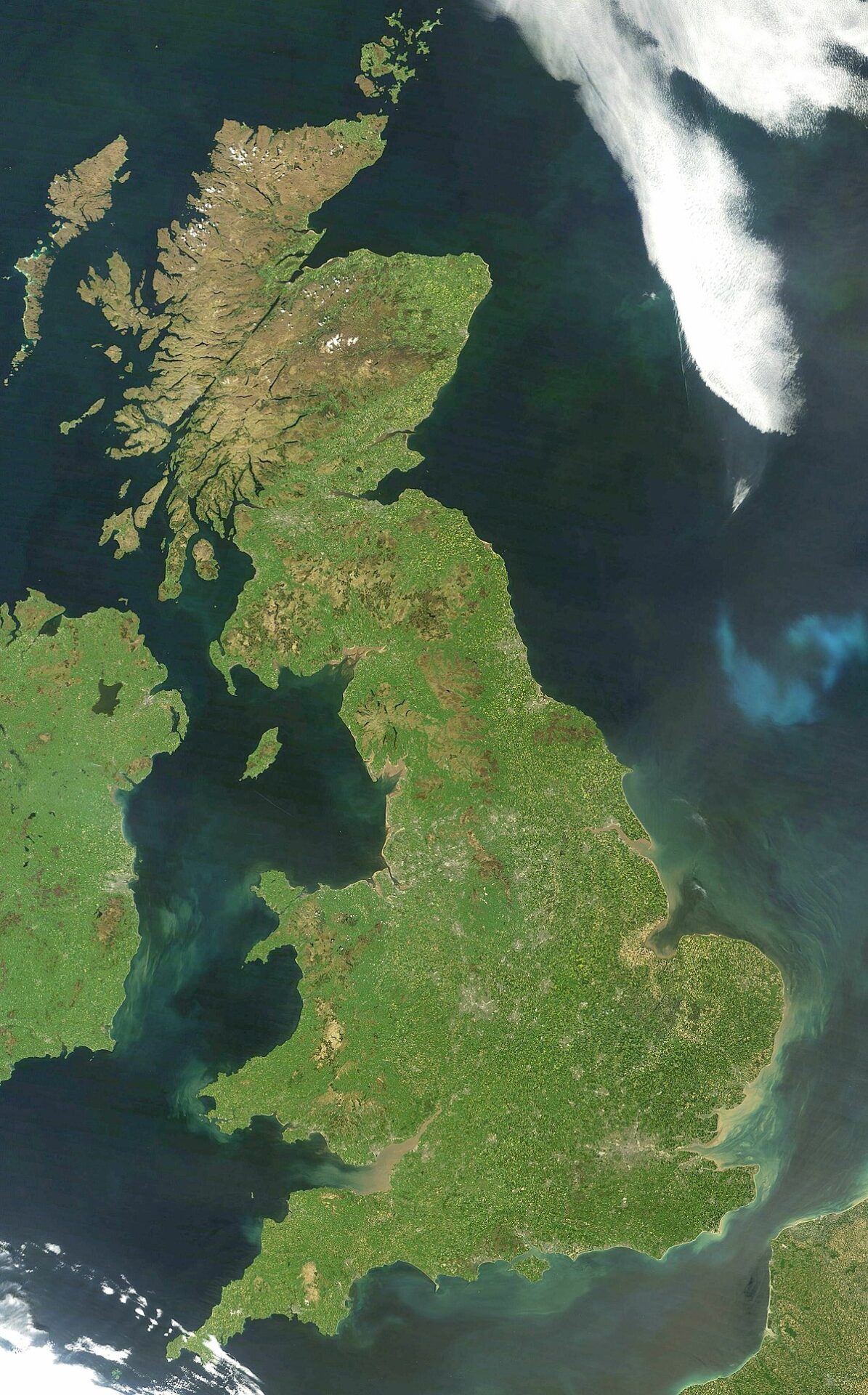 1200px MODIS Great Britain 2012 06 04 during heat wave cropped