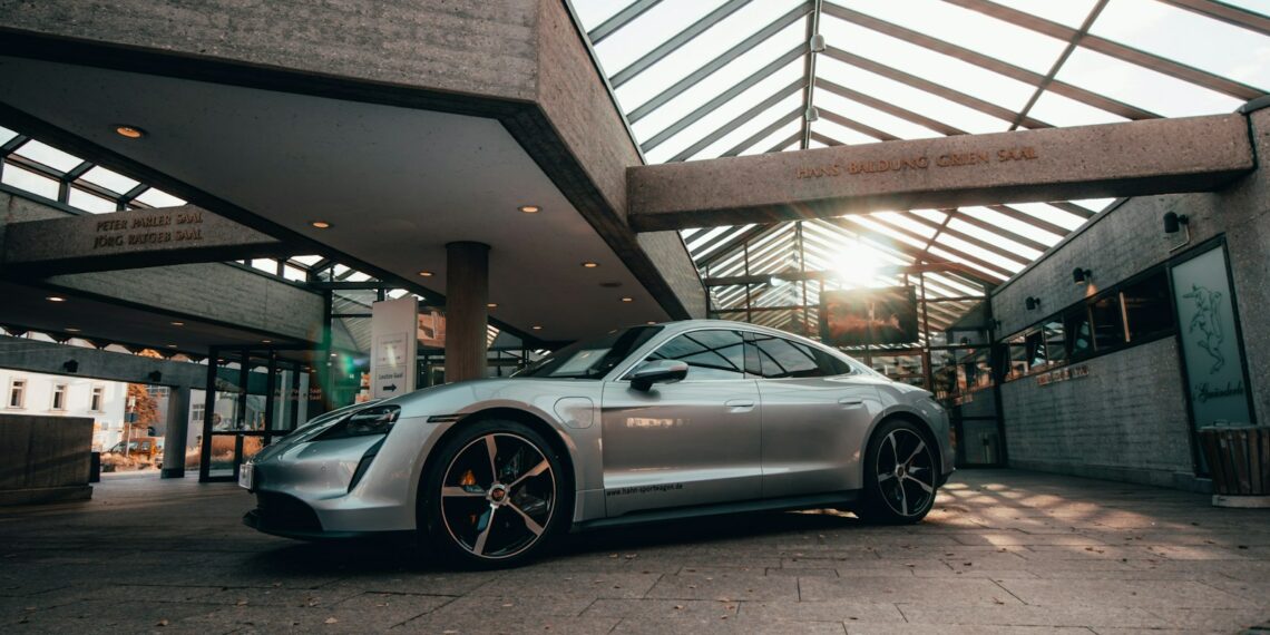 Reich werden im Internet - Strategien genau geprüft