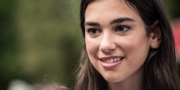 Dua Lipa Vermögen: Der Aufstieg einer Pop-Ikone 2025