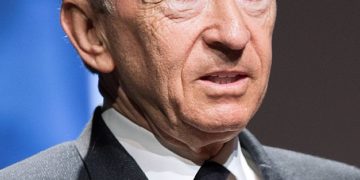 Bernard Arnault: Einblicke in das Vermögen des Luxusmagnaten 2025