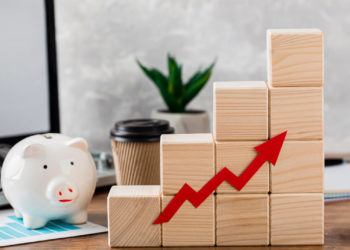 Finanzexperten diskutieren Strategien für maximale Flexibilität beim Vermögensaufbau