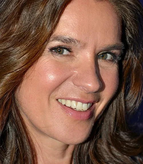 Katarina Witt lächelnd bei einem Event, Eiskunstlauf-Legende