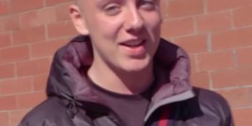 Von MTV International - YouTube: https://www.youtube.com/watch?v=AYFl1inOm8U – Archivierte Versionen ansehen/speichern auf archive.org und archive.today, CC BY-SA 3.0, Link